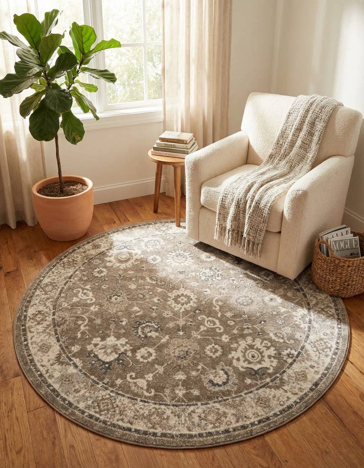 Detail image of 7' 10 x 7' 10 Madeline Round Rug