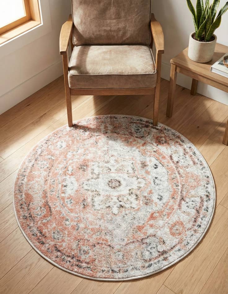 Detail image of 3' x 3' Madeline Vintage Round Rug