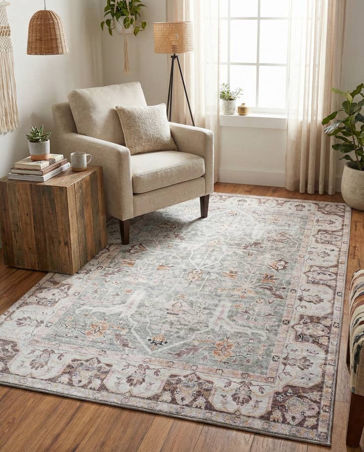 Detail image of 4' x 6' Yara Rug