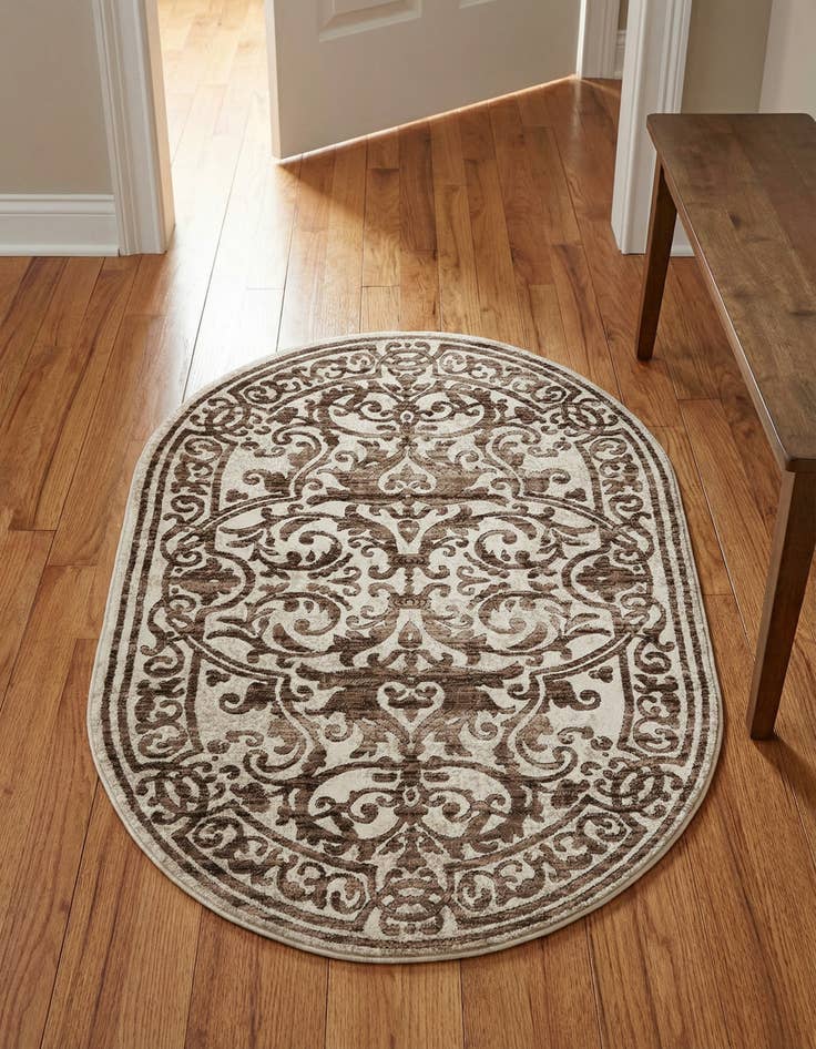 Detail image of 2' x 3' Hermitage Oval Rug