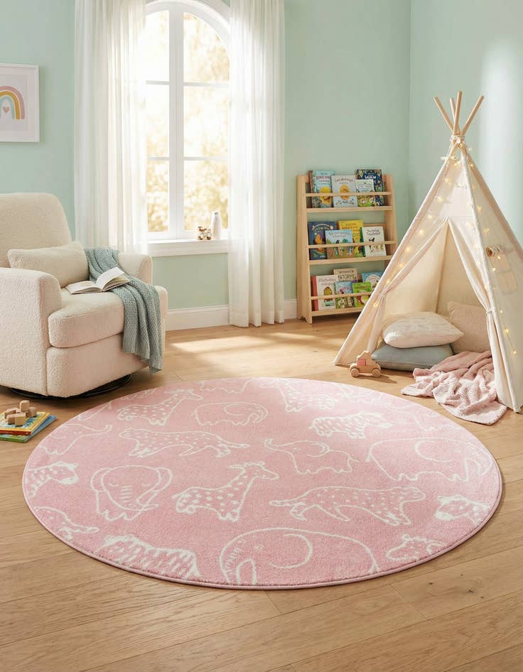 Detail image of 5' 3 x 5' 3 Animals Whimsy Kids Round Rug