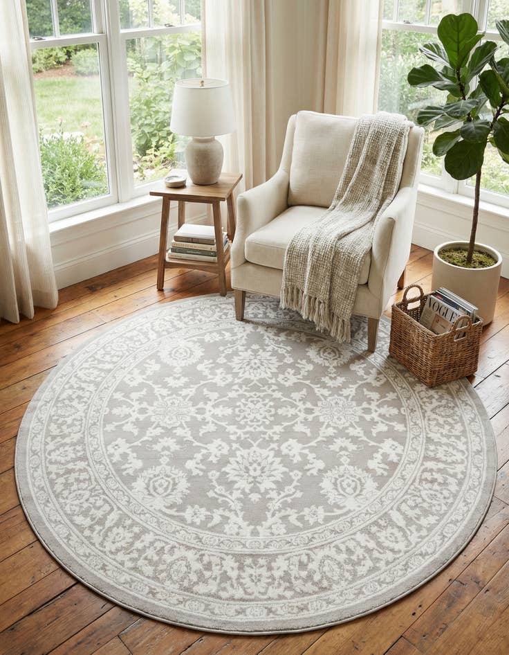 Detail image of 7' 10 x 7' 10 Charlotte Round Rug