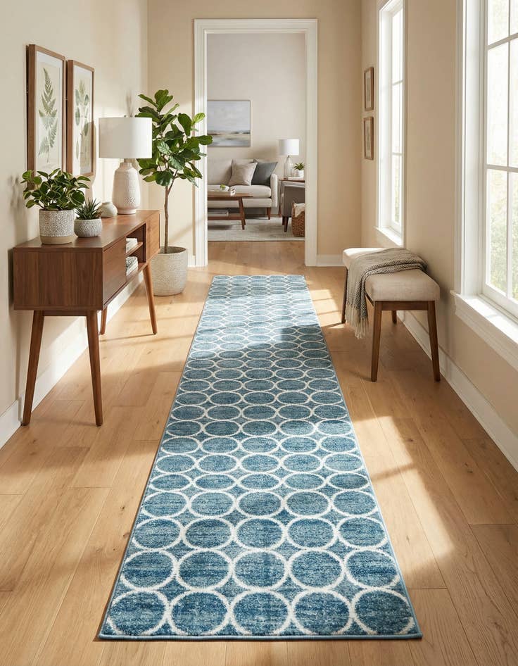 Detail image of 2' 7 x 16' 5 Lattice Trellis Runner Rug