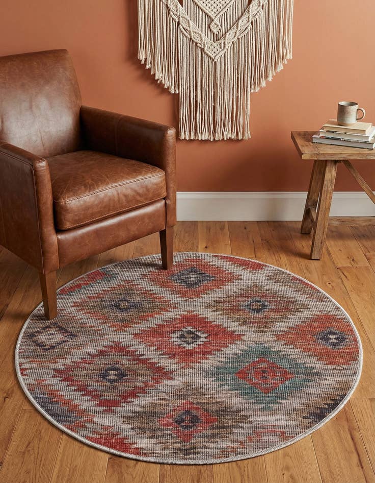 Detail image of 3' 3 x 3' 3 Washable Sisu Round Rug