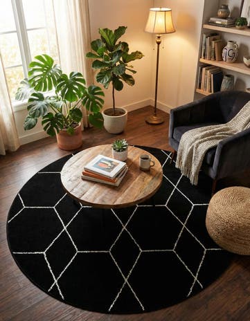 Black Lattice Frieze Round Rug