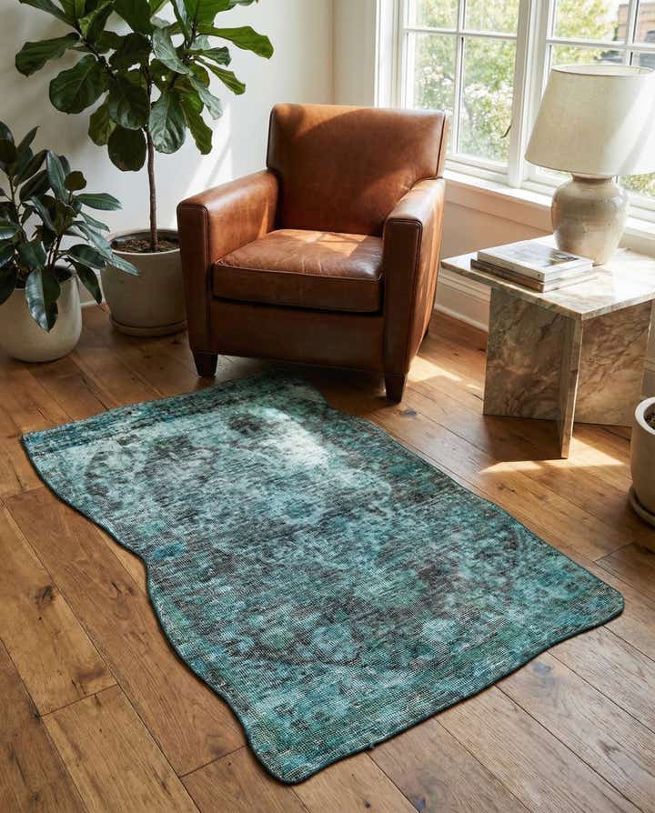 2' 10 x 4' 9 Hand Knotted Ultra Vintage Persian Wool Rug