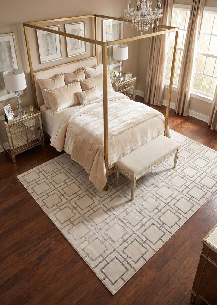 7' 10 x 10' Marilyn Monroe™ Glam Deco Rug
