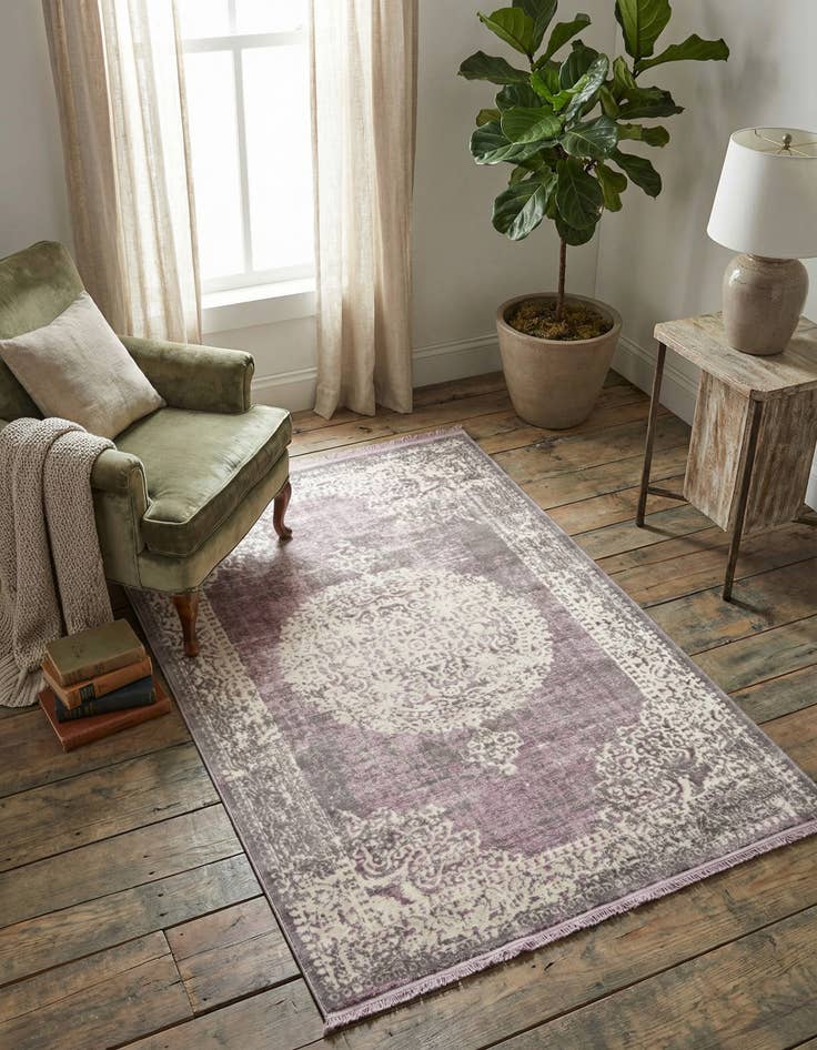 Detail image of 3' 3 x 5' 3 Modern Classical Rug