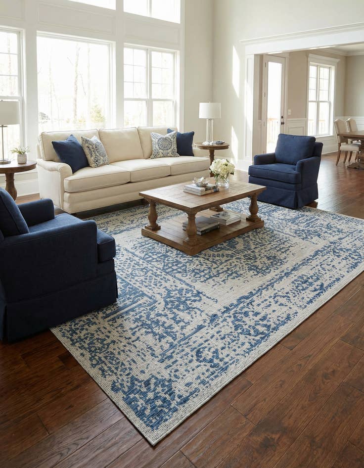 Detail image of 10' x 14'  Washable Traditional Indoor / Outdoor Rug