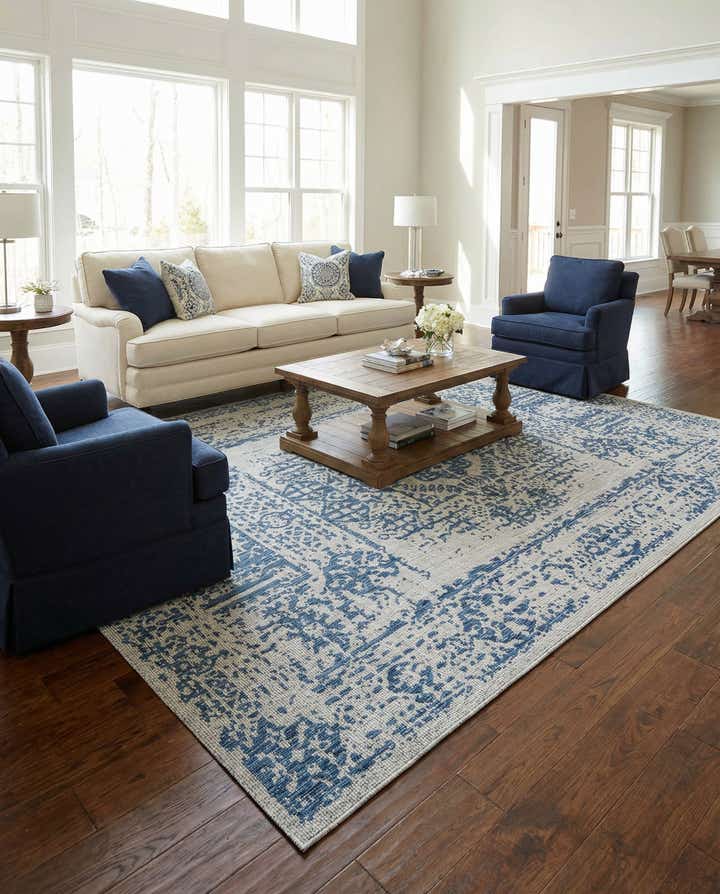 10' x 14' Easy-Clean Traditional Indoor / Outdoor Rug
