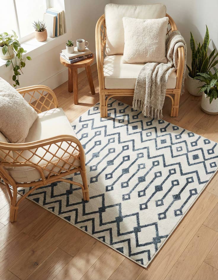 Detail image of 4' x 4' Bohemian Trellis Square Rug