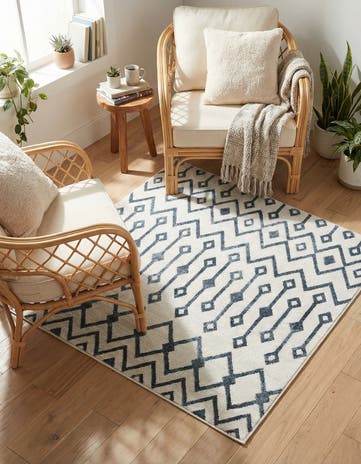 4' x 4' Bohemian Trellis Square Rug