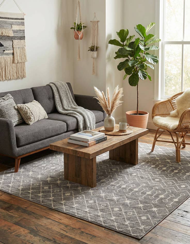 Detail image of 7' 10 x 7' 10 Moroccan Trellis Square Rug