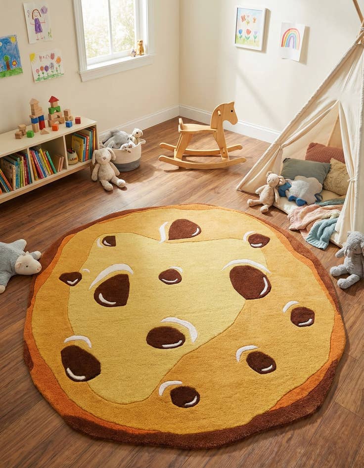 Detail image of 5' 1 x 5' 1 Playtime Kids Wool Freeform Rug