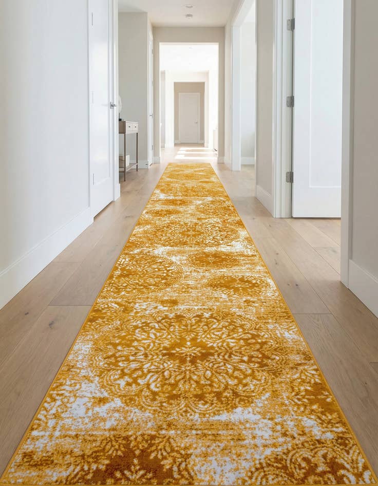 Detail image of 3' 3 x 16' 5 Monaco Runner Rug