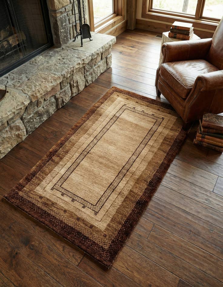 Detail image of 2' 5 x 4' 8 Hand Knotted Gabbeh Wool Rug