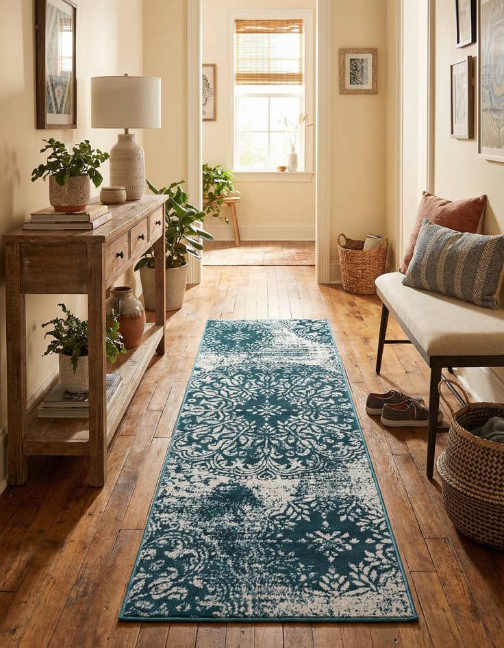 Detail image of 2' x 6' 7 Monaco Runner Rug
