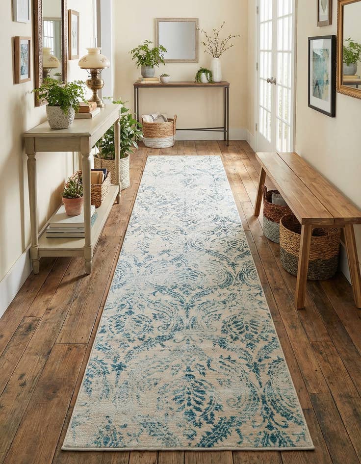 Detail image of 2' 7 x 12' Victoria Runner Rug