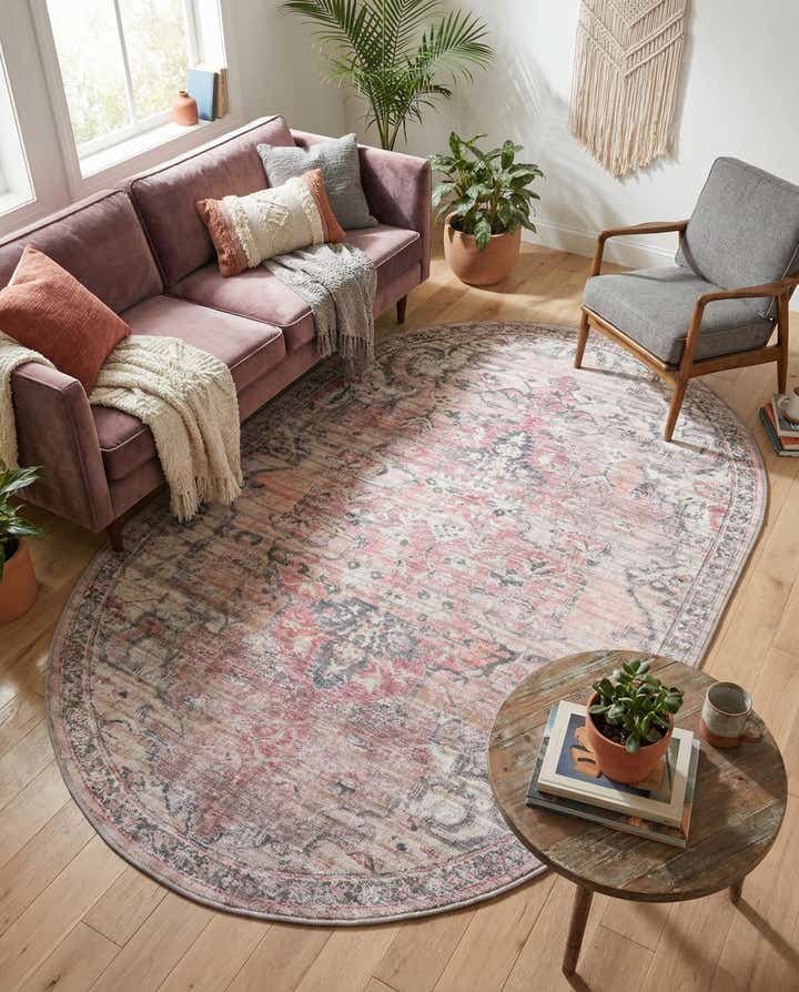 5' 3 x 8' Washable Nostalgia Oval Rug