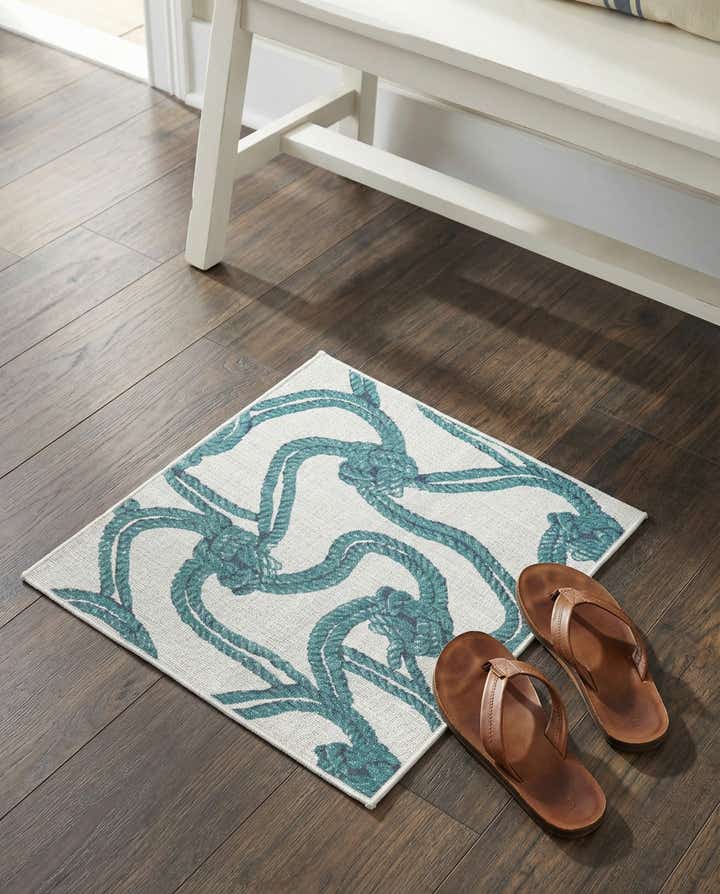 1' 3 x 1' 3 Easy-Clean Coastal Indoor / Outdoor Sample Rug