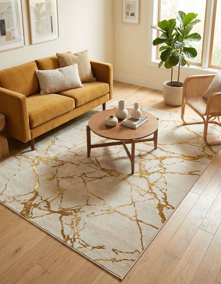 Detail image of 7' x 10' Vogue Geo Rug