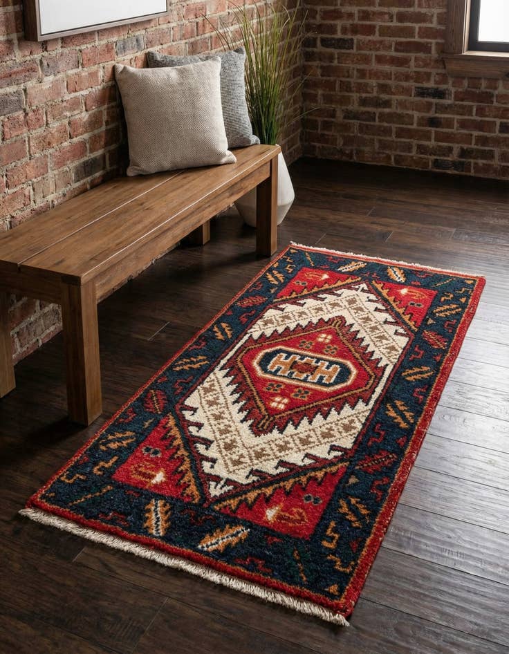 Detail image of 2' x 3' 11 Hand Knotted Heriz Wool Runner Rug