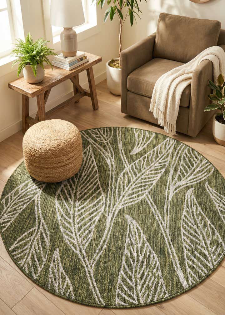 4' x 4' Easy-Clean Botanical Indoor / Outdoor Round Rug