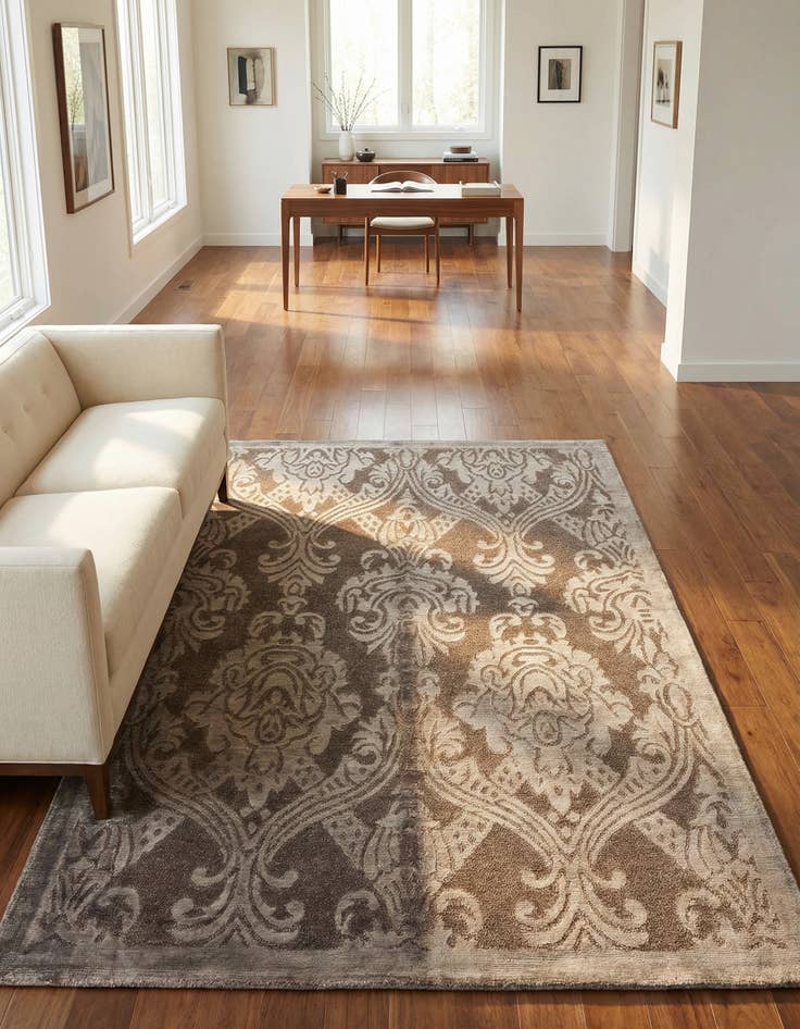 Detail image of 4' 1 x 6' Darya Rug