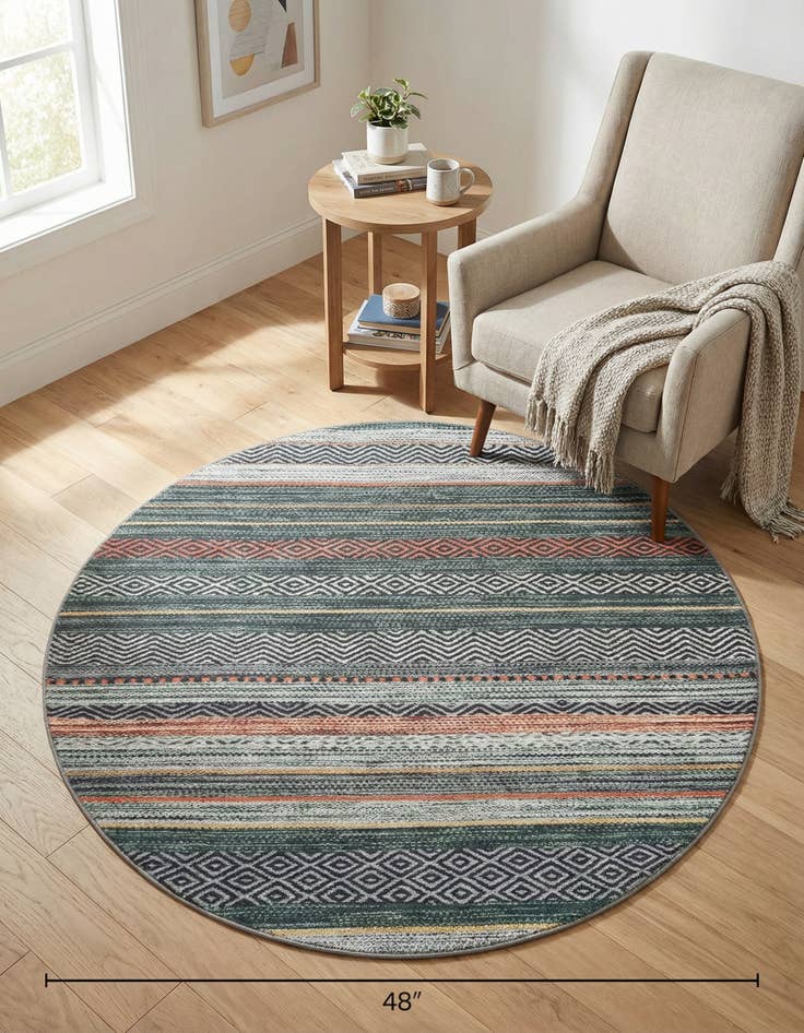 Detail image of 4' x 4' Washable Yara Round Rug