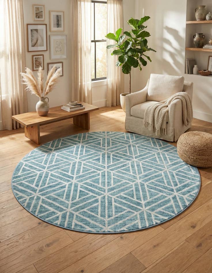 Detail image of 7' x 7' Lattice Trellis Round Rug