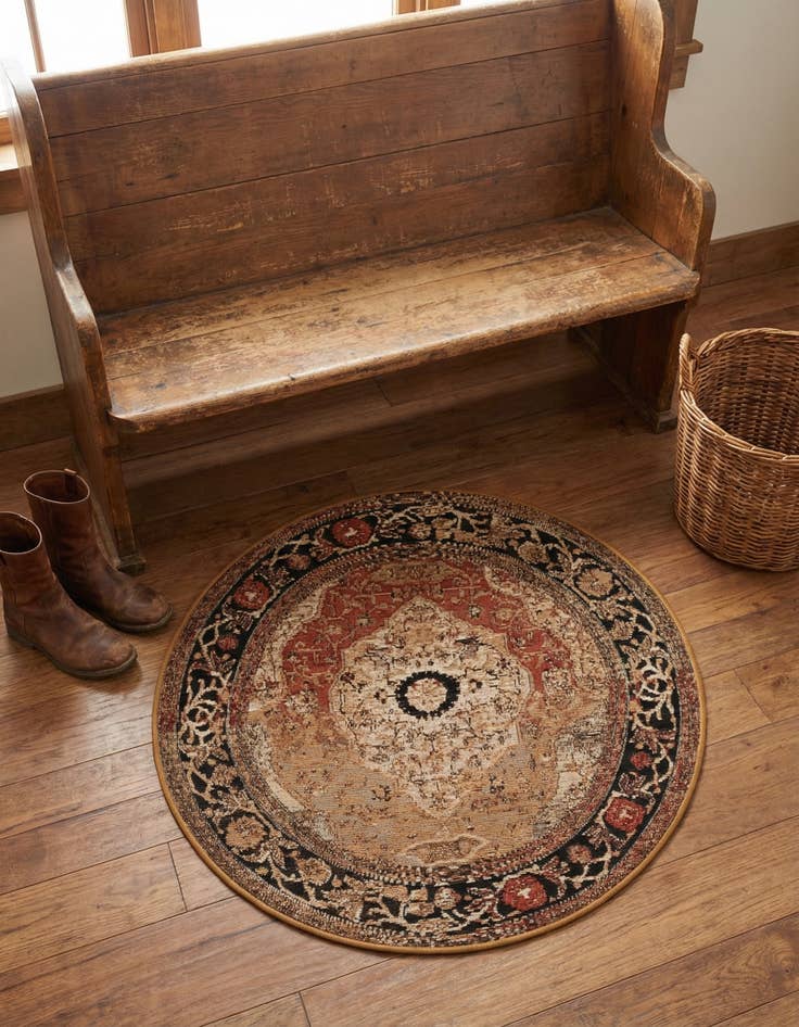 Detail image of 3' x 3' Washable Traditional Indoor / Outdoor Round Rug
