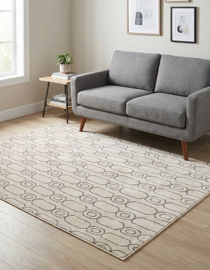 Detail image of 5' 3 x 7' Vogue Geo Rug