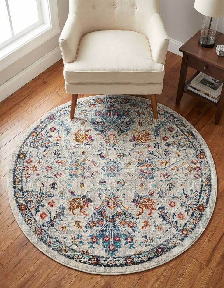 Detail image of 3' 7 x 3' 7 Budapest Round Rug