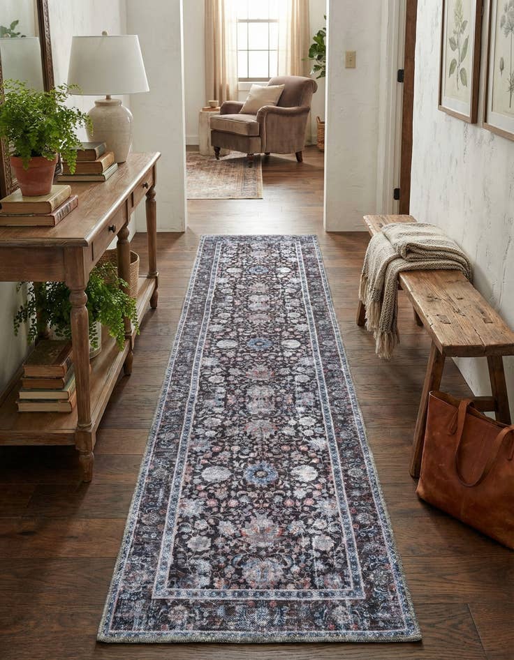 Detail image of 2' x 8' Yara Runner Rug