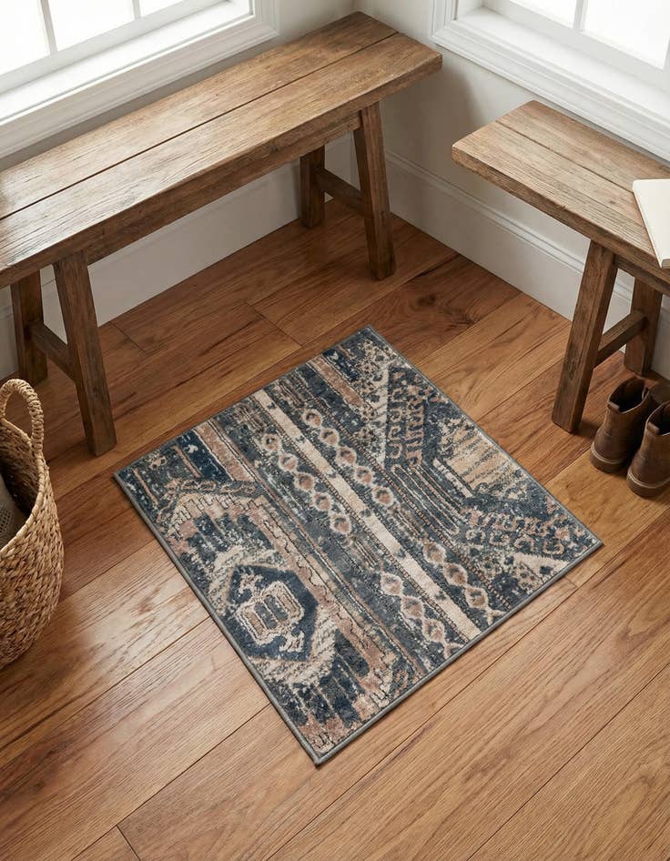 Detail image of 2' 2 x 3' Oregon Rug