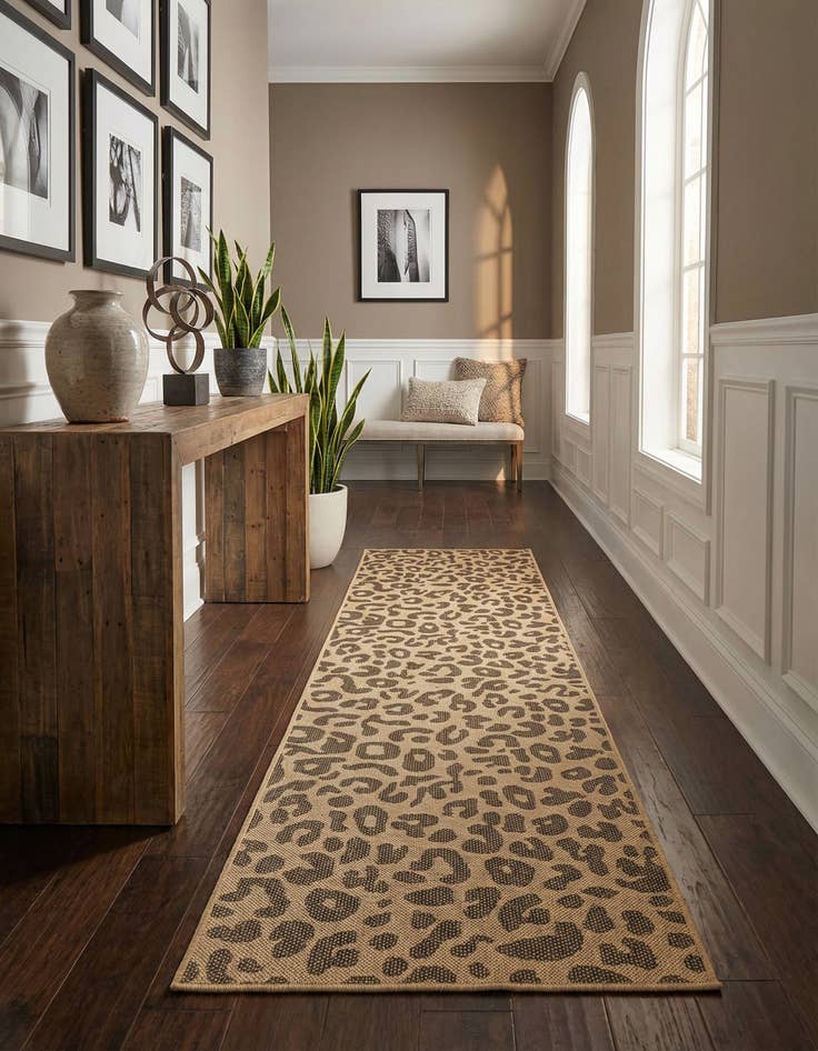 Detail image of  2' 7 x 12' Dunes Runner Rug