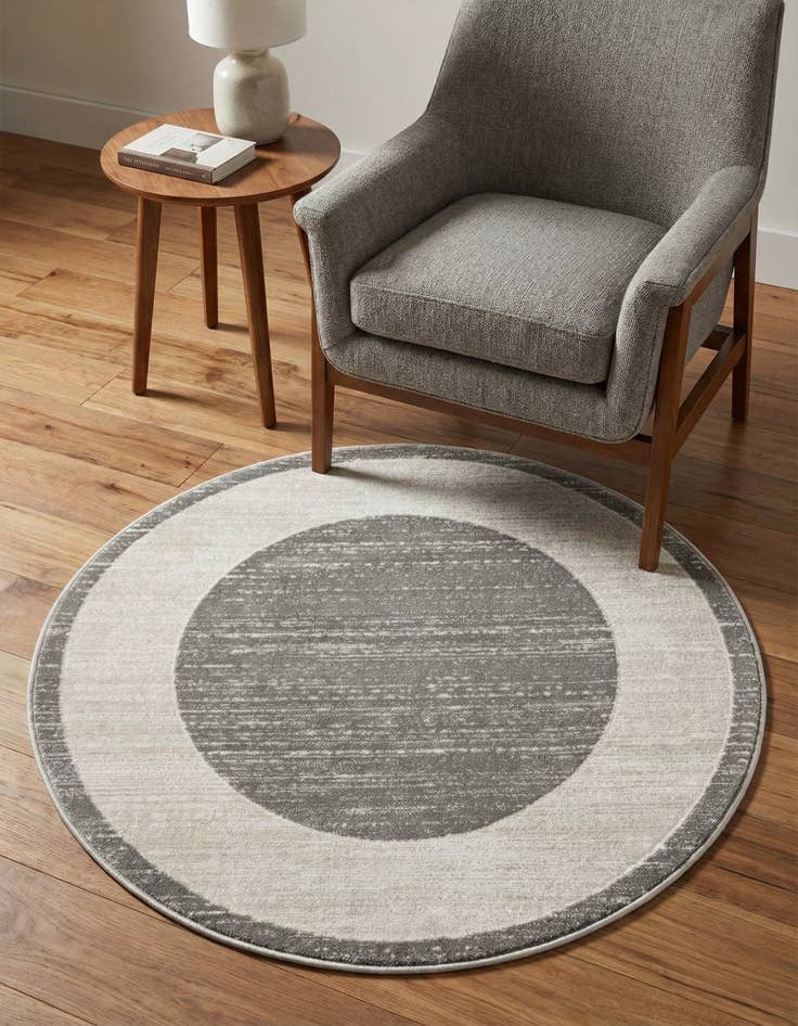 Detail image of 3' 3 x 3' 3 Uptown Yorkville Round Rug
