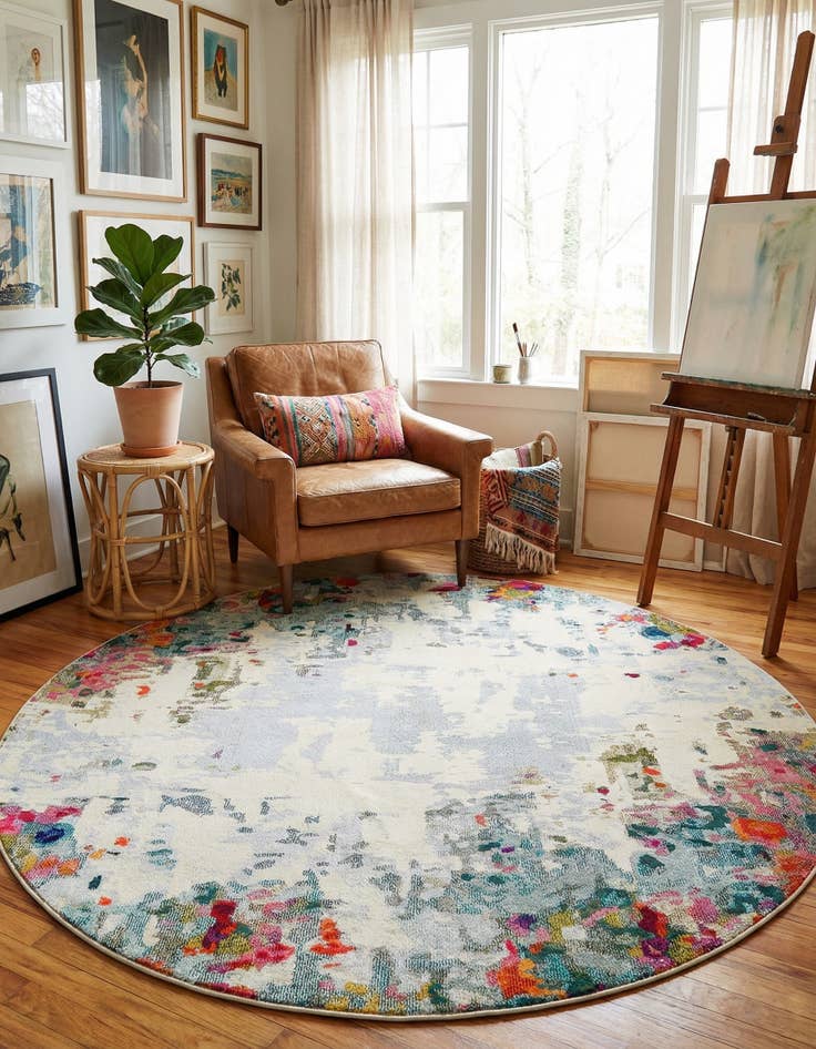 Detail image of 8' x 8' Washable Theia Round Rug