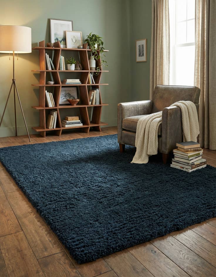 Detail image of 7' x 10' Infinity Shag Rug