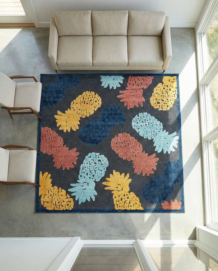 7' 10 x 7' 10 Easy-Clean Belize Indoor / Outdoor Square Rug