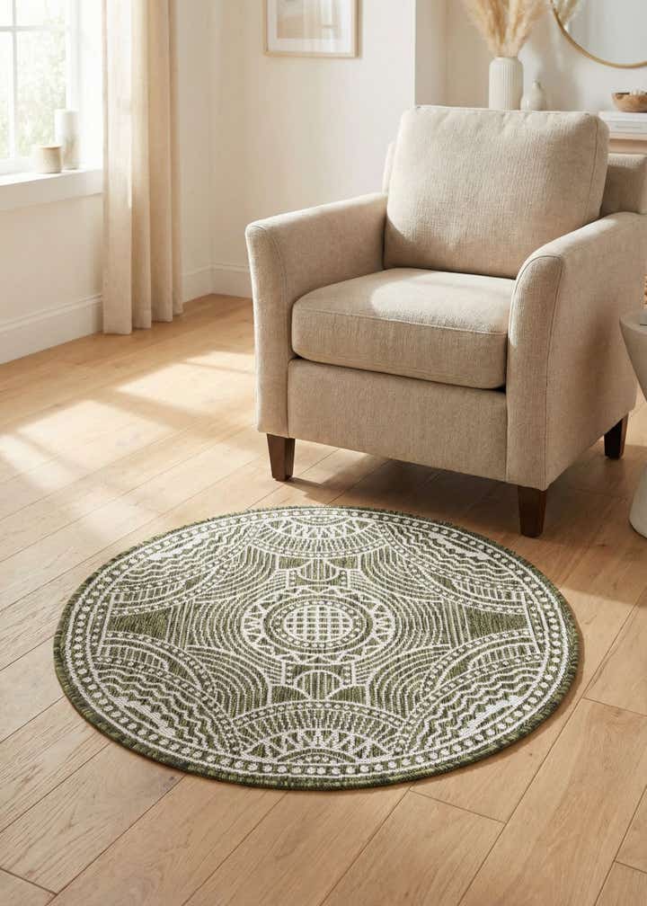 3' x 3' Easy-Clean Traditional Indoor / Outdoor Round Rug