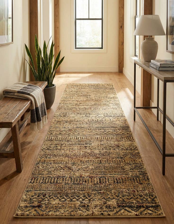 Detail image of  2' 7 x 10' Saturn Runner Rug