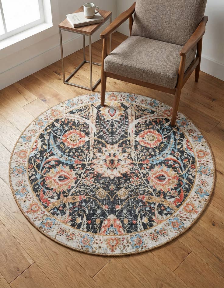 Detail image of 3' 6 x 3' 6 Timeless Round Rug