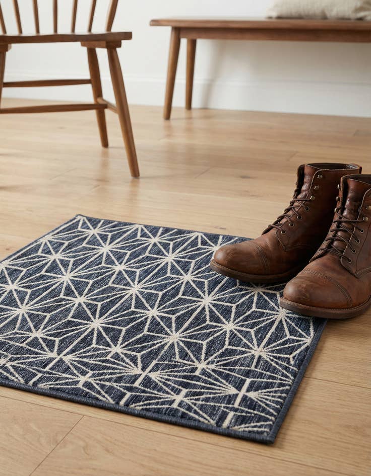 Detail image of Jill Zarin 1' 8 x 1' 8 Uptown Fifth Avenue Sample Rug