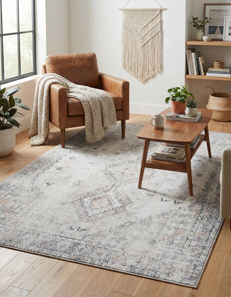 Detail image of 5' x 8' Yara Rug