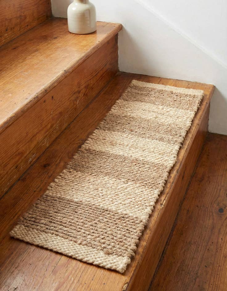 Detail image of 0' 9 x 2' 6  Hand Woven Braided Jute Stair Rug