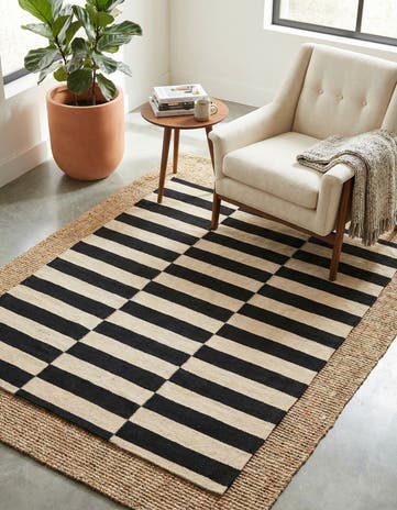 3' 4 x 4' 8 Hand Woven Kilim Modern Wool Rug