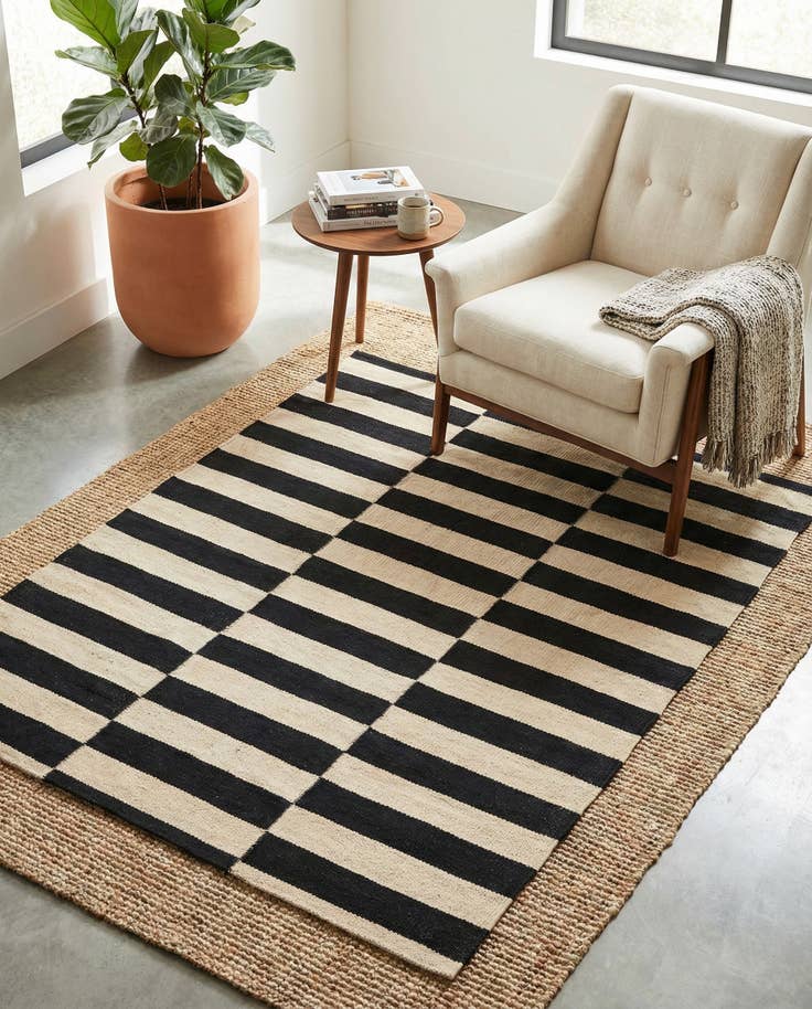 Detail image of 3' 4 x 4' 8 Hand Woven Kilim Modern Wool Rug