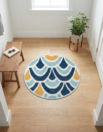 3' 3 x 3' 3 Easy-Clean Belize Indoor / Outdoor Round Rug