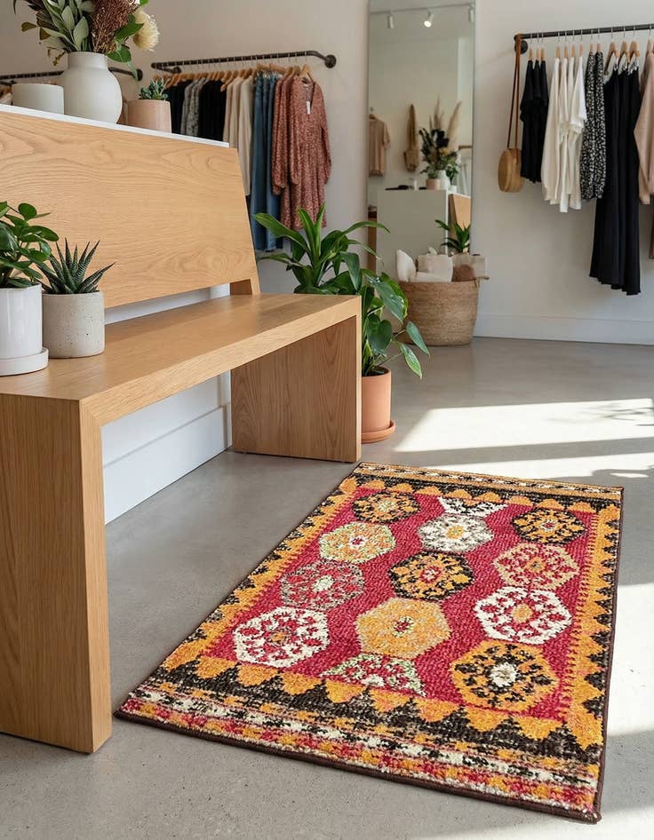 Detail image of 2' x 3'  Washable Santa Fe Rug